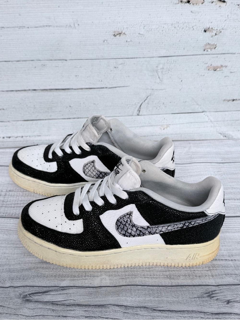 Nike Air Force 1 Low LV8 GS Snakeskin Sneakers 820438-111 Size 4Y